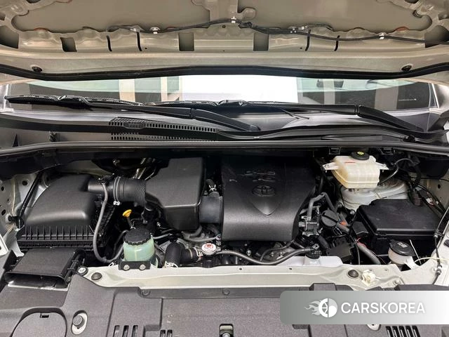 Toyota Hiace 2022 Белый из Китая, фото 4