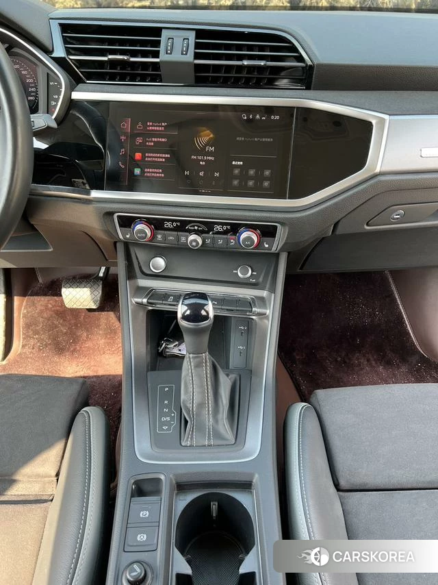 Audi Q3 2022 Белый из Китая, фото 4