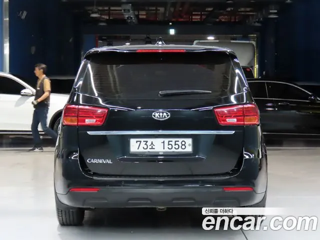 Kia The New Carnival 2018 Черный из Кореи, фото 4