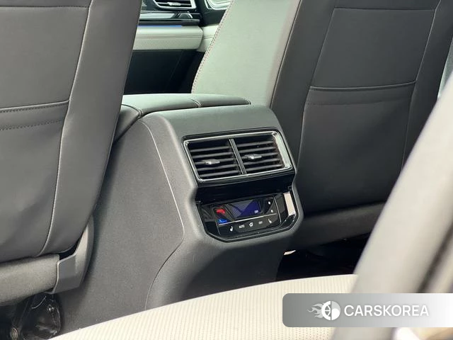 Volkswagen Tourang 2024 Черный из Китая, фото 4