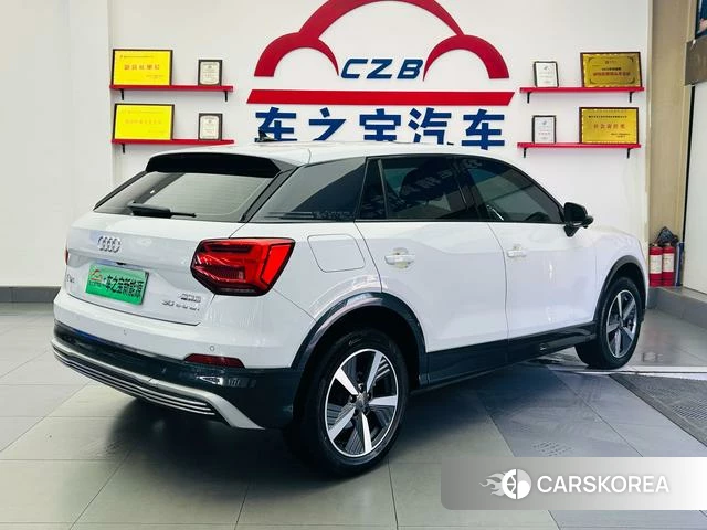 Audi Q2L e-tron 2021 Белый из Китая, фото 4