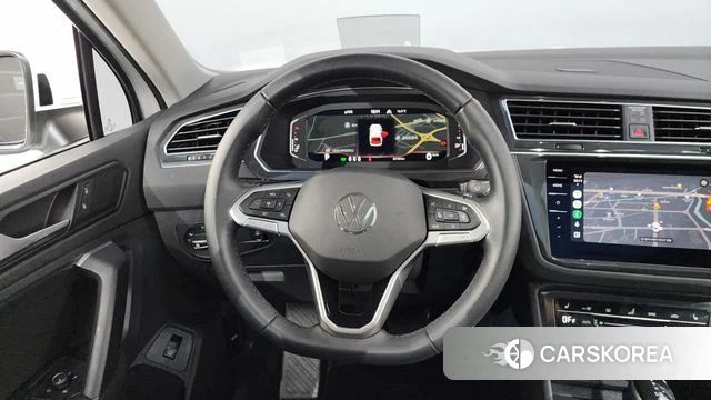 Volkswagen Tiguan second Generation 2022 Белый из Кореи, фото 4