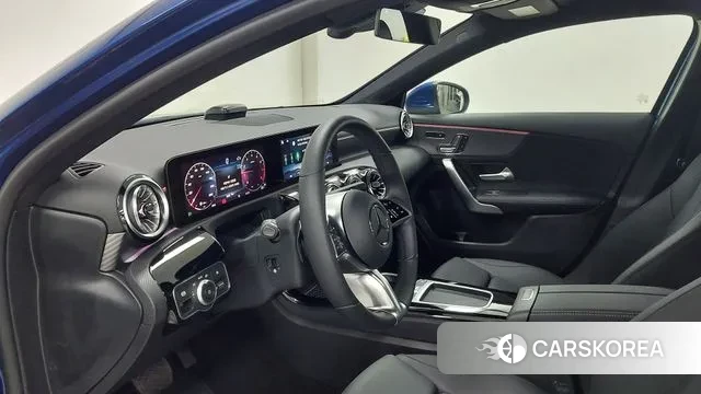 Mercedes-Benz A-Class W177 2025 Синий из Кореи, фото 4