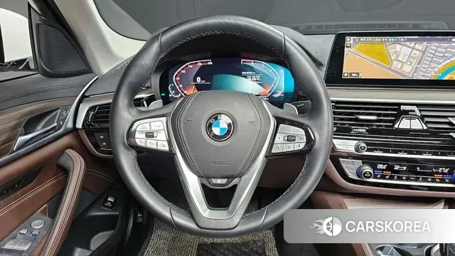 BMW 5 Series (G30) 2019 Белый из Кореи, фото 4