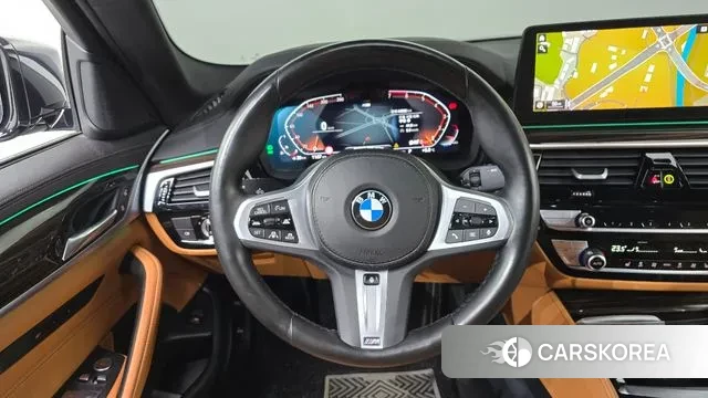 BMW 5 Series (G30) 2022 Черный из Кореи, фото 4