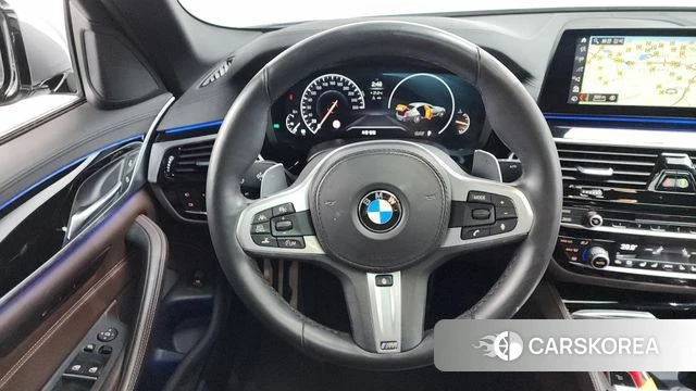 BMW 5 Series (G30) 2019 Небесно-голубой из Кореи, фото 4