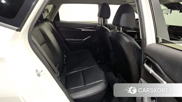 Kia Seltos 2022 Белый из Кореи, фото 4