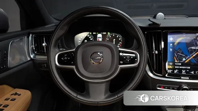 Volvo V60 Cross-Country 2nd Generation 2019 Серый из Кореи, фото 4