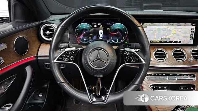 Mercedes-Benz E-Class W213 2021 Белый из Кореи, фото 4