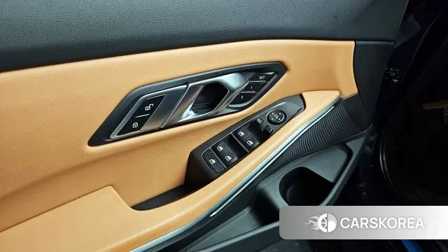 BMW 3 Series (G20) 2023 Синий из Кореи, фото 4