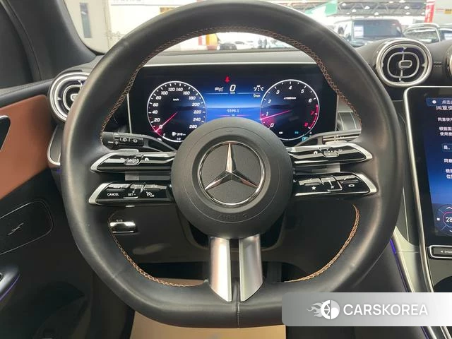 Mercedes-Benz GLC 2024 Белый из Китая, фото 4