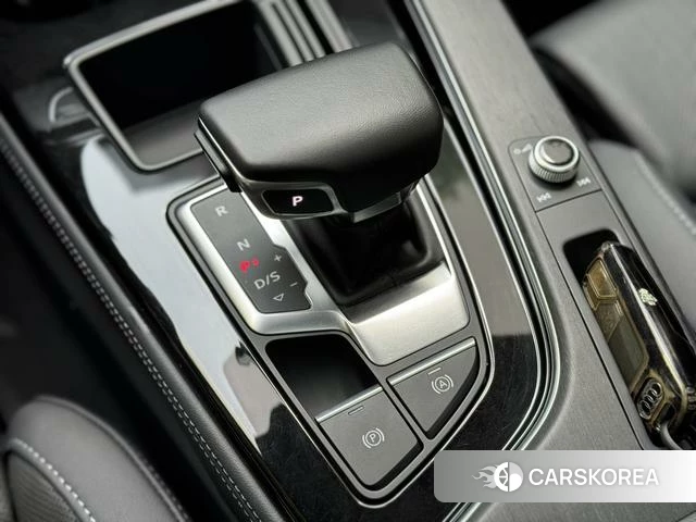 Audi A4L 2023 Белый из Китая, фото 4