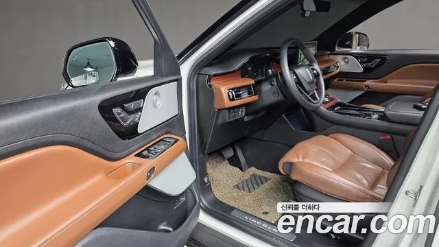 Lincoln Aviator 2nd generation 2022 Белый из Кореи, фото 4