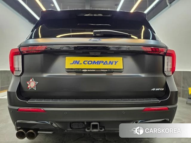 Ford Explorer 6th Generation 2024 Черный из Кореи, фото 4