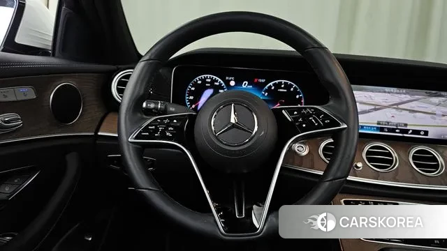 Mercedes-Benz E-Class W213 2021 Белый из Кореи, фото 4