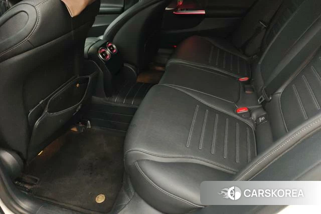 Mercedes-Benz Class C 2022 Белый из Китая, фото 4