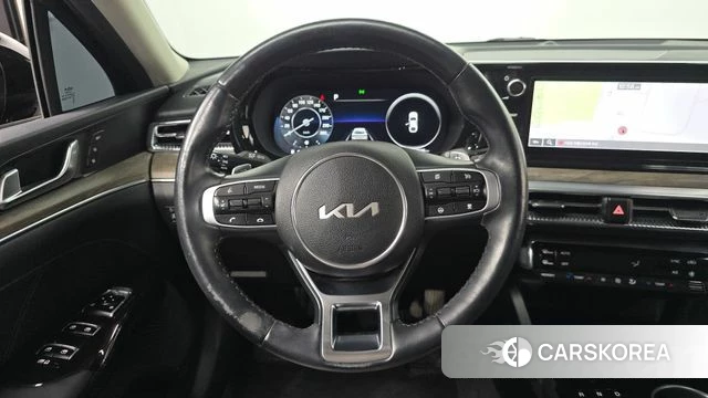 Kia K5 3rd generation 2023 Черный из Кореи, фото 4