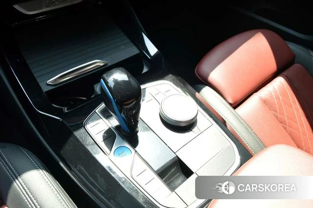 BMW iX3 2022 Черный из Китая, фото 4