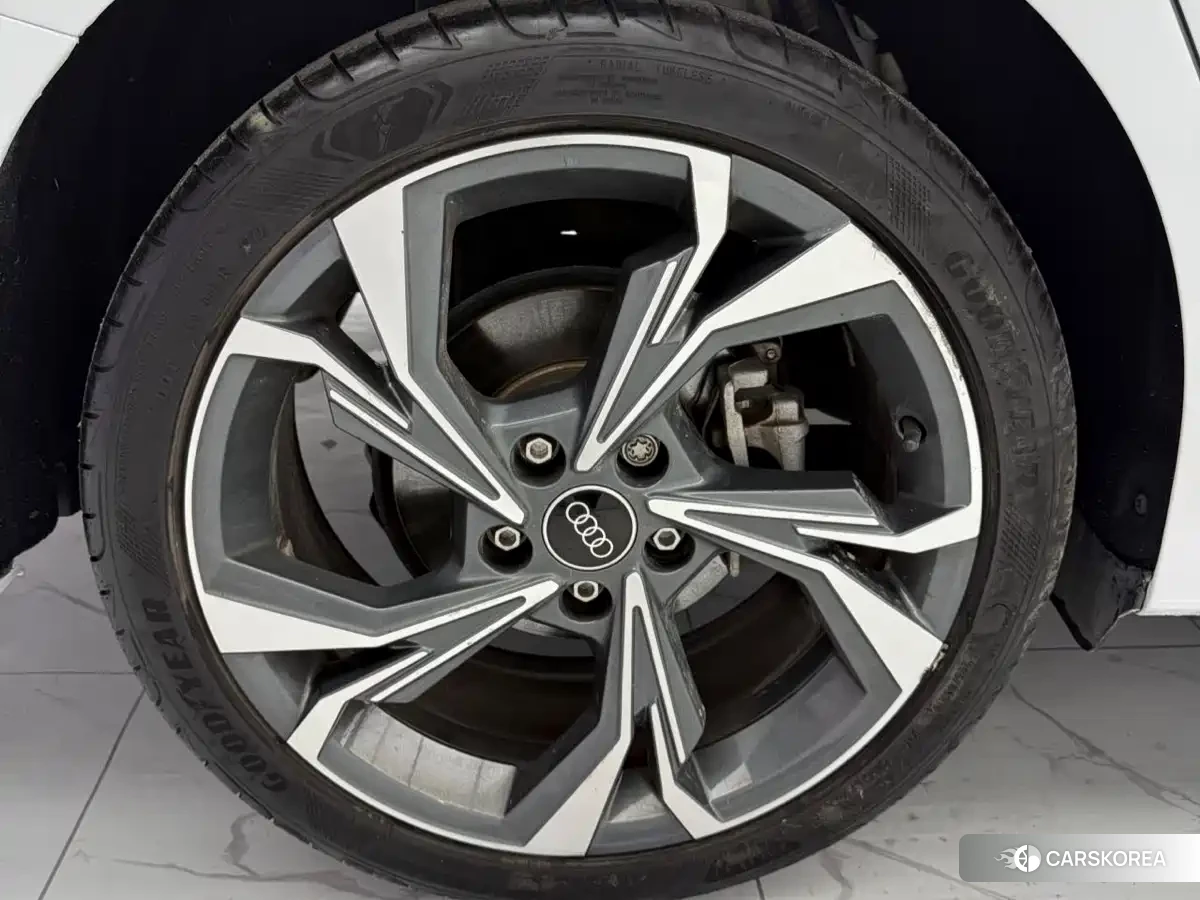 Audi A3 2022 Белый из Китая, фото 4