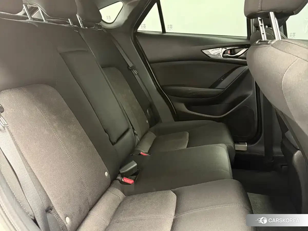Mazda CX-4 2022 Белый из Китая, фото 4