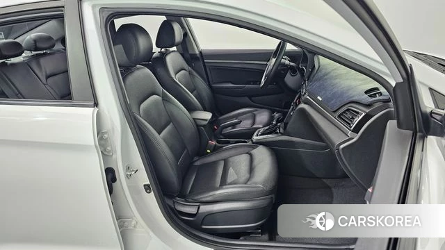 Hyundai Avante AD 2018 Белый из Кореи, фото 4