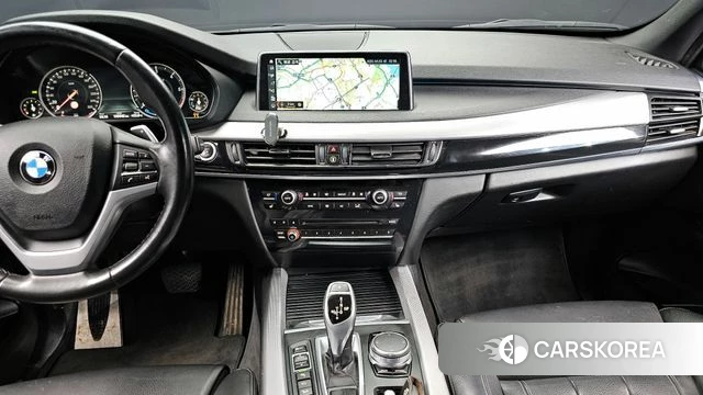 BMW X5 (F15) 2018 Серебристо-серый из Кореи, фото 4