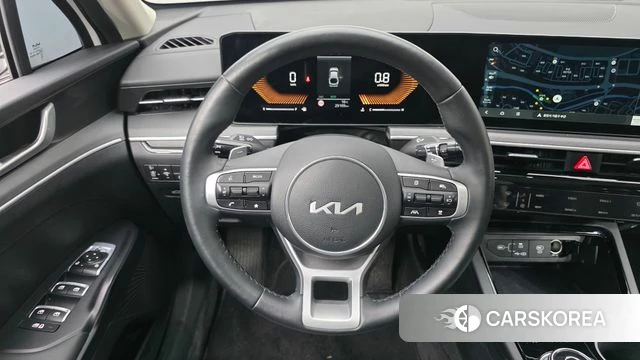 Kia The New K5 3rd generation 2025 Белый из Кореи, фото 4