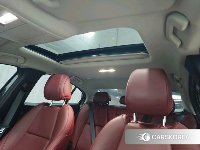 Mazda 3 Angkesaila 2024 Темно-серый из Китая, фото 4