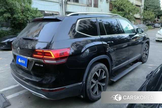Volkswagen Tourang 2021 Черный из Китая, фото 4