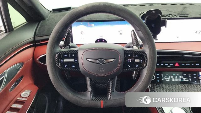 Genesis GV70 2025 Белый из Кореи, фото 4