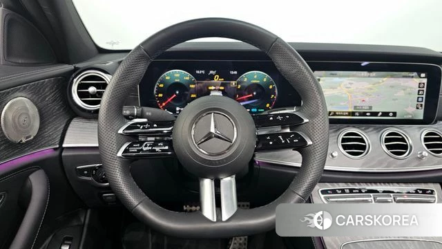 Mercedes-Benz E-Class W213 2023 Белый из Кореи, фото 4