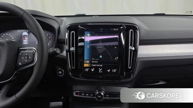 Volvo XC40 2021 Белый из Кореи, фото 4