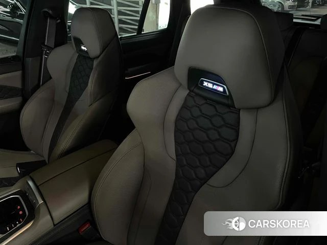 BMW X5M (G05) 2025 Черный из Кореи, фото 4