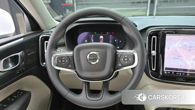 Volvo XC40 2022 Белый из Кореи, фото 4