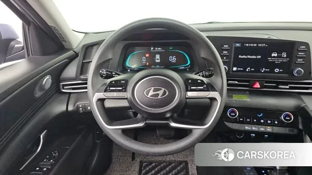 Hyundai The New Avante (CN7) 2023 Небесно-голубой из Кореи, фото 4