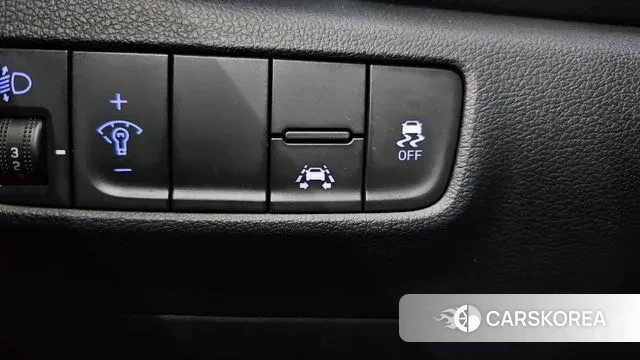 Hyundai Kona 2018 Черный из Кореи, фото 4