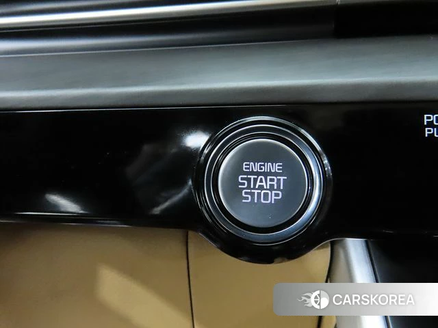 Kia The New Carnival 4th Generation 2021 Белый из Кореи, фото 4