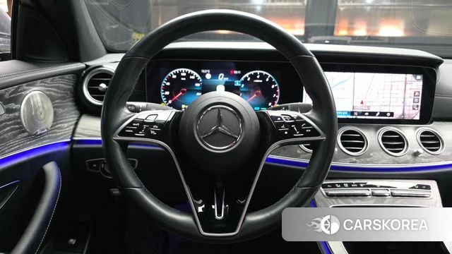 Mercedes-Benz E-Class W213 2022 Серый из Кореи, фото 4