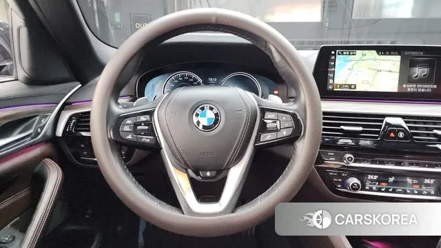 BMW 5 Series (G30) 2018 Синий из Кореи, фото 4
