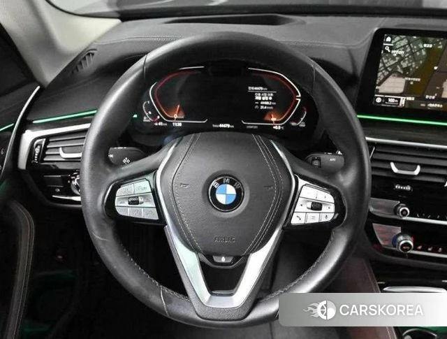 BMW 5 Series (G30) 2023 Черный из Кореи, фото 4