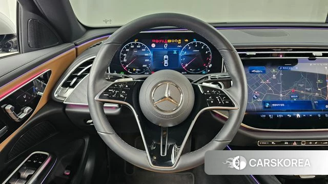 Mercedes-Benz E-Class W214 2025 Белый из Кореи, фото 4