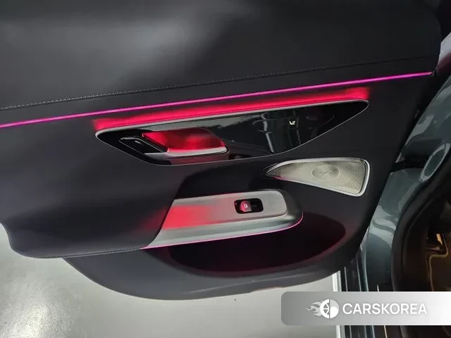 Mercedes-Benz E-Class W214 2024 Синий нефрит из Кореи, фото 4