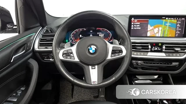 BMW X3 (G01) 2023 Светло-серебряный цвет из Кореи, фото 4