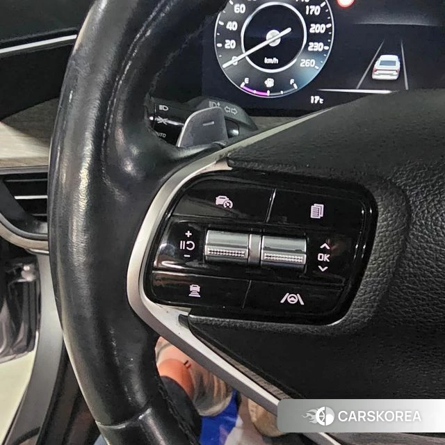 Kia K8 2023 Серебристо-серый из Кореи, фото 4