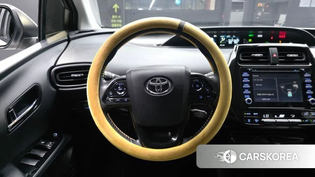 Toyota Prius 4th Generation 2020 Белый из Кореи, фото 4