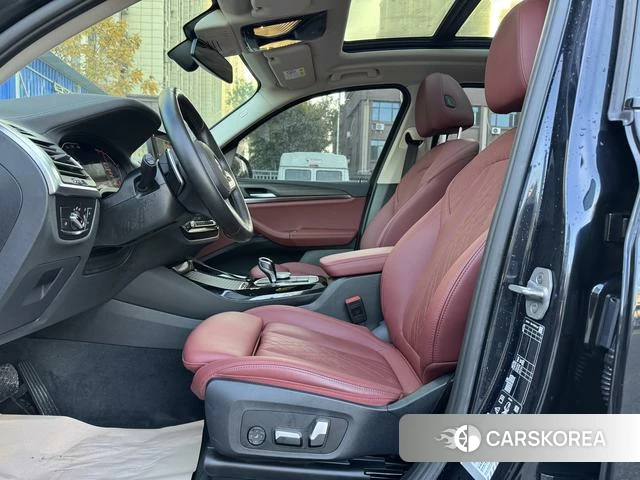 BMW X3 2023 Черный из Китая, фото 4