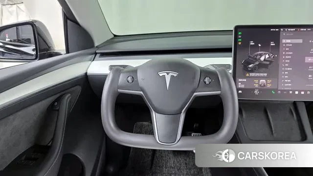 Tesla Model Y 2023 Черный из Кореи, фото 4