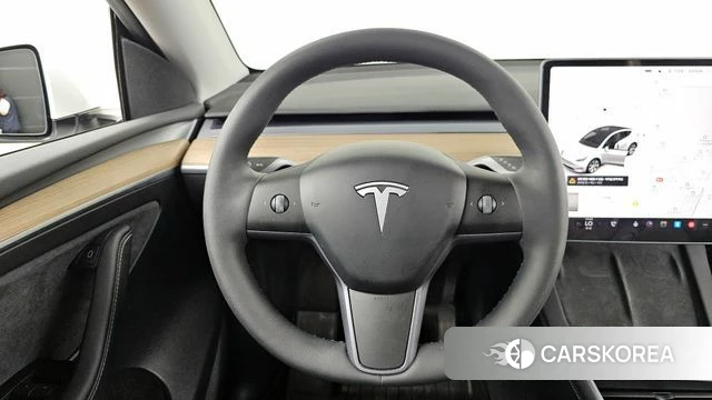 Tesla Model Y 2023 Белый из Кореи, фото 4