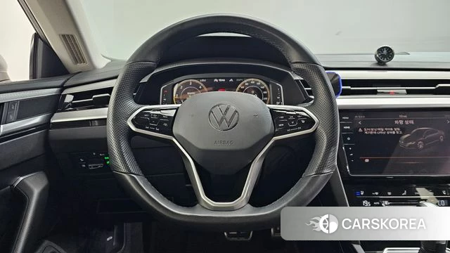 Volkswagen Arteon 2022 Белый из Кореи, фото 4