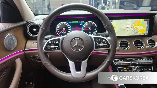 Mercedes-Benz E-Class W213 2020 Белый из Кореи, фото 4